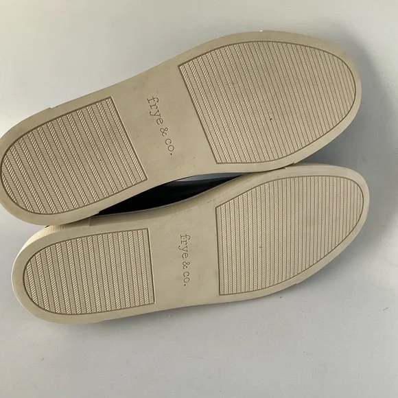 Frye & Co Women Black Leather Studded Victoria Zip Sneaker NIB - Picture 10 of 14